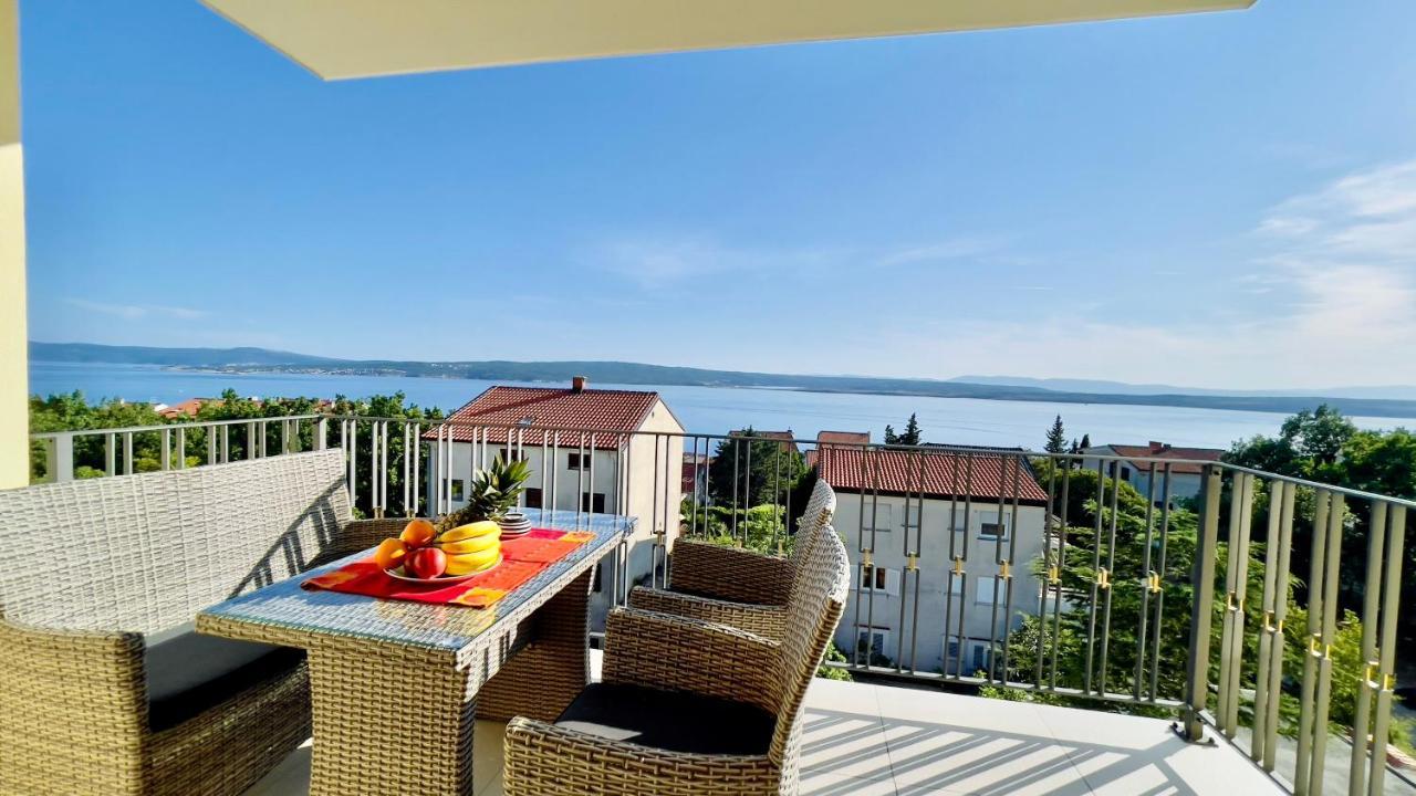 Apartments Sunflower Dramalj Exterior foto